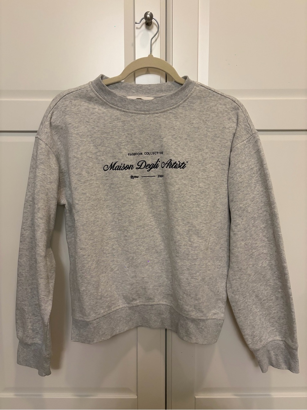H&M Gray Crewneck Sweatshirt